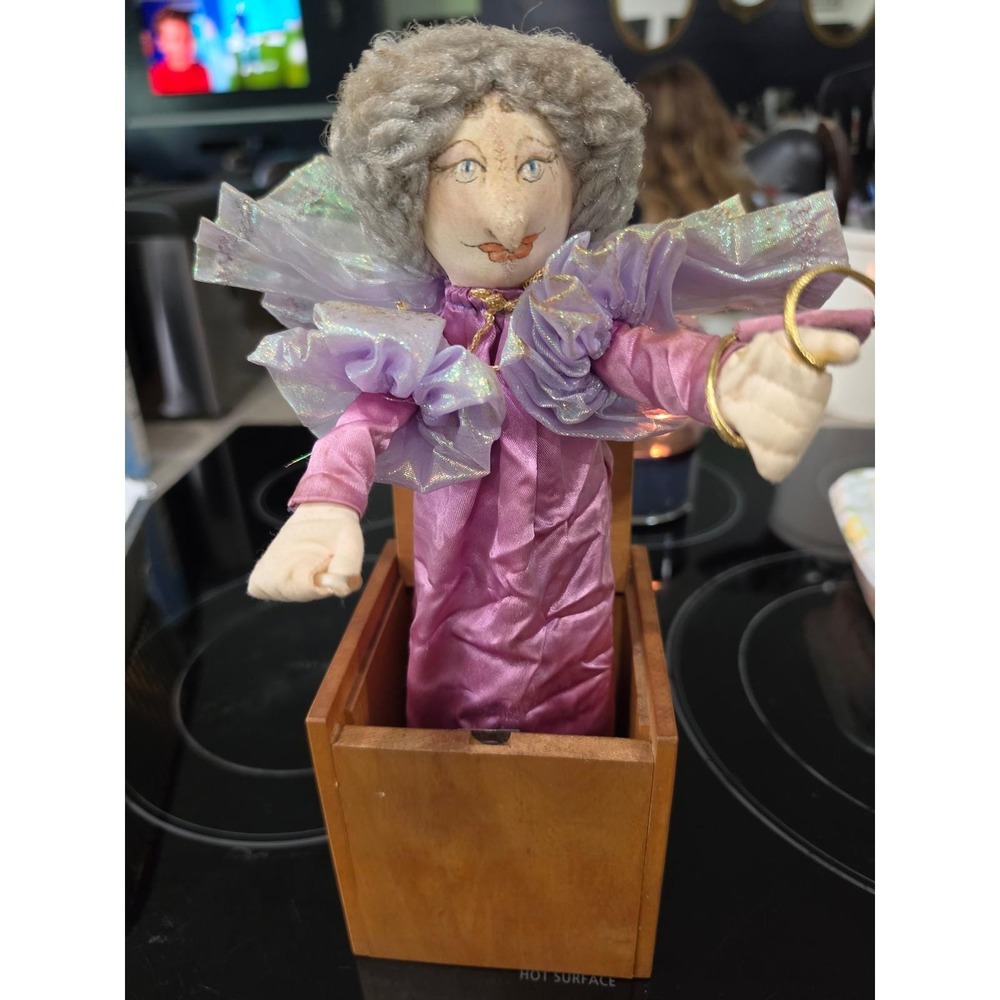 Vintage Jax Maine 1985 Handmade Jill In The Box Folk Art Wooden Music Box Purple